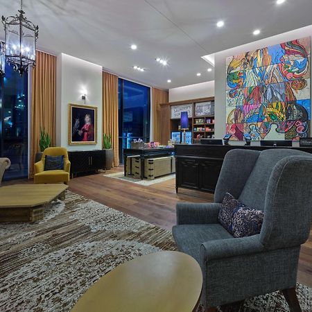 The Peregrine Omaha Downtown Curio Collection By Hilton Hotel Eksteriør billede