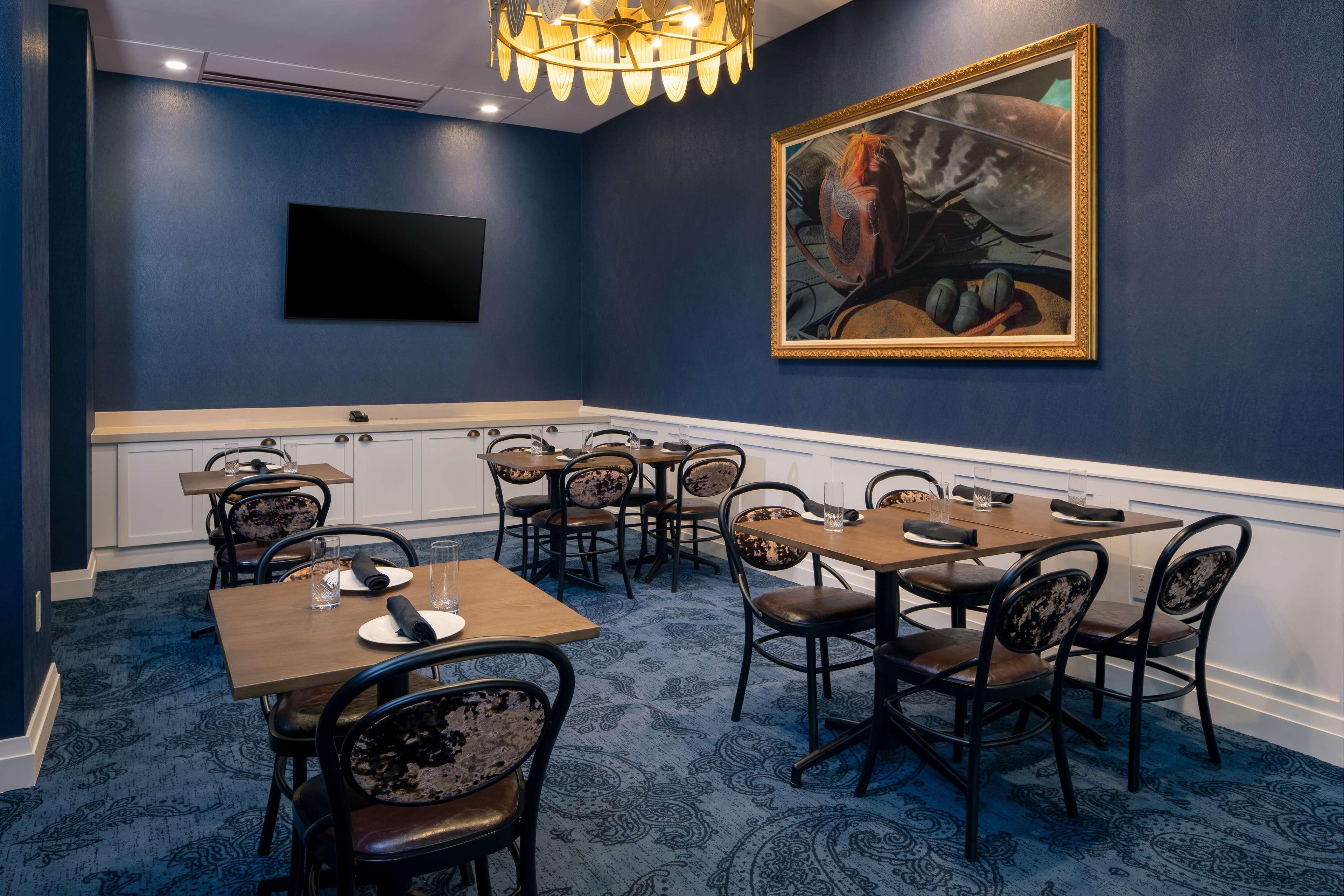 The Peregrine Omaha Downtown Curio Collection By Hilton Hotel Eksteriør billede