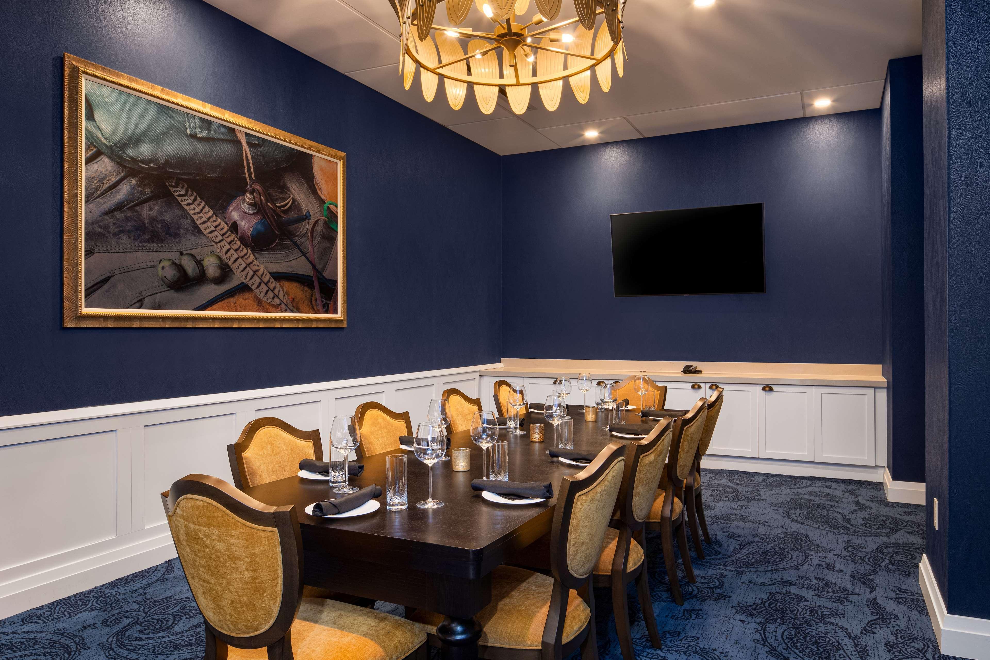 The Peregrine Omaha Downtown Curio Collection By Hilton Hotel Eksteriør billede