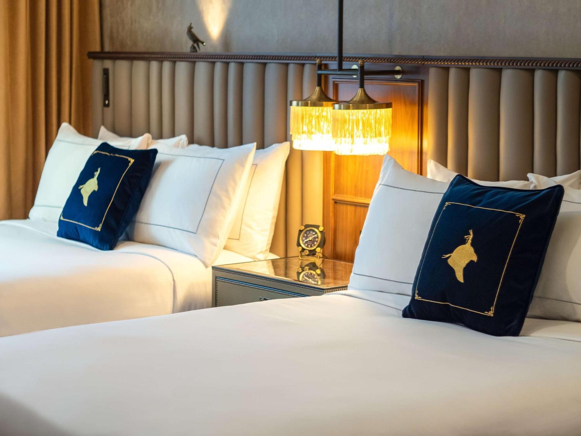 The Peregrine Omaha Downtown Curio Collection By Hilton Hotel Eksteriør billede